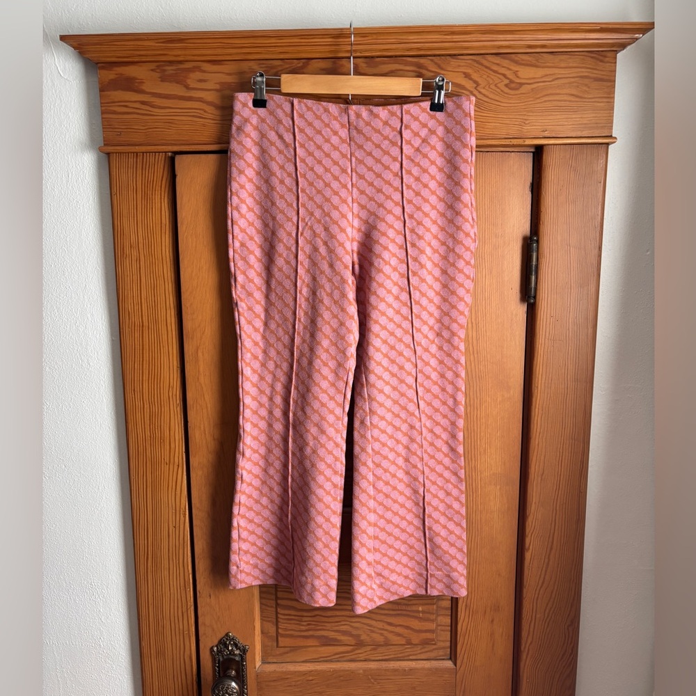 Anthropologie Maeve the Margot Kick-Flare Pants in Pink Print Size Medium - Picture 2 of 5